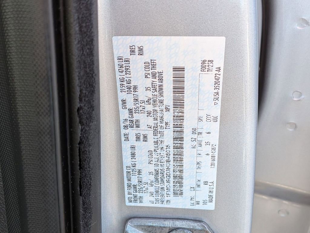 Used 2017 Ford Escape SE w/ Equipment Group 201A image 39