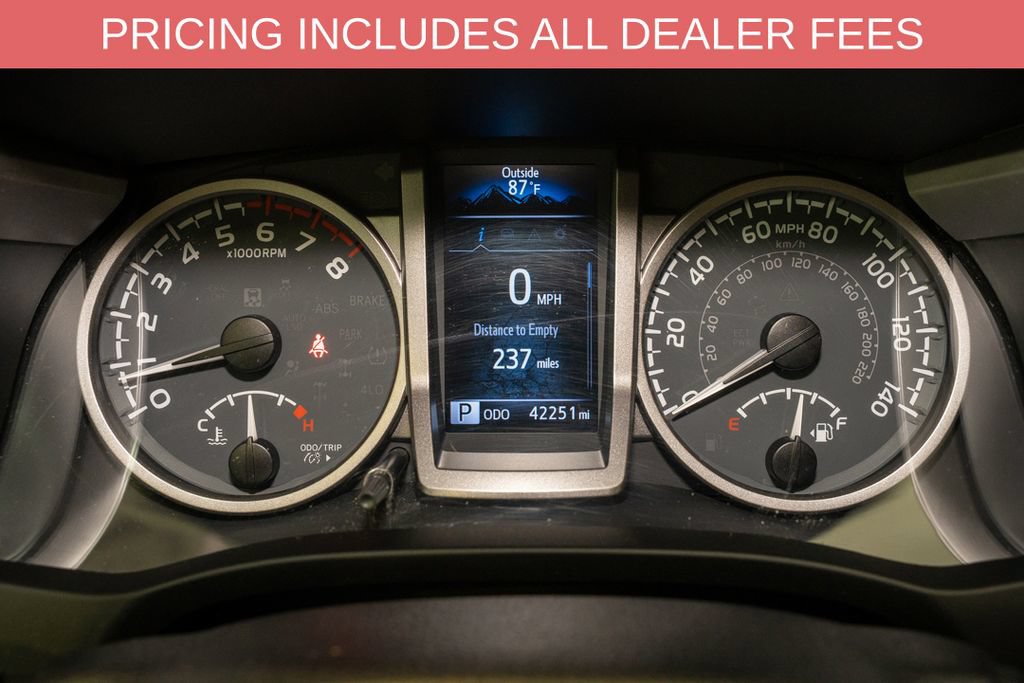 Used 2021 Toyota Tacoma SR5 w/ SR5 Appearance Package (SM) AWD/4WD image 16