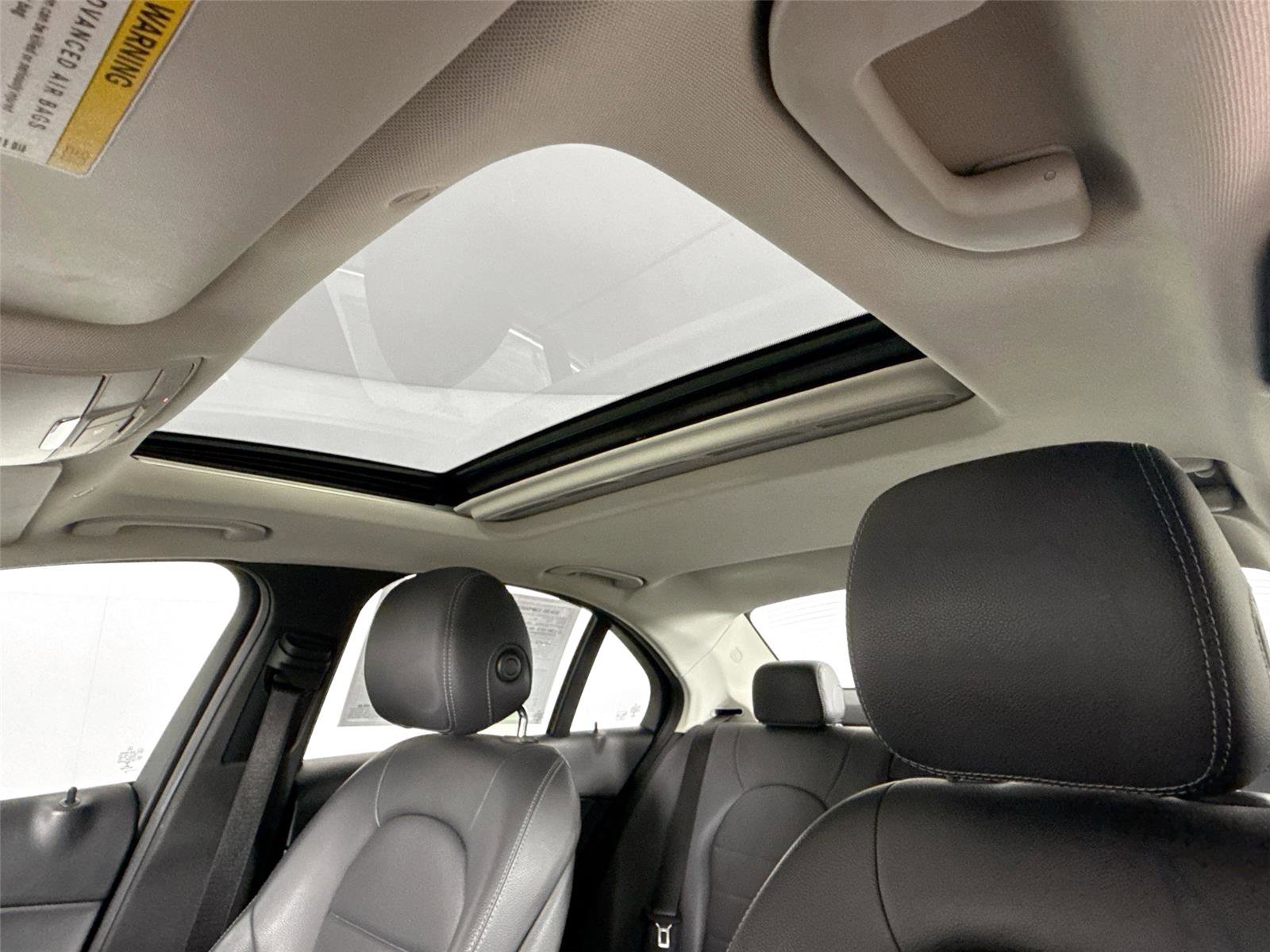 Used 2020 Mercedes-Benz C 300 4MATIC Sedan image 6