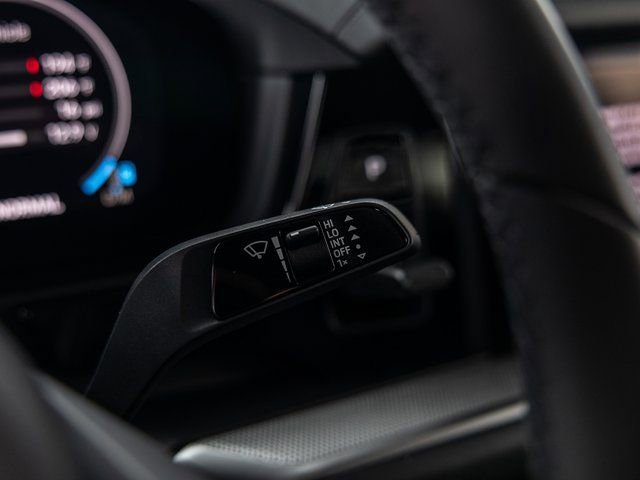 Certified 2025 Porsche Cayenne Coupe image 50