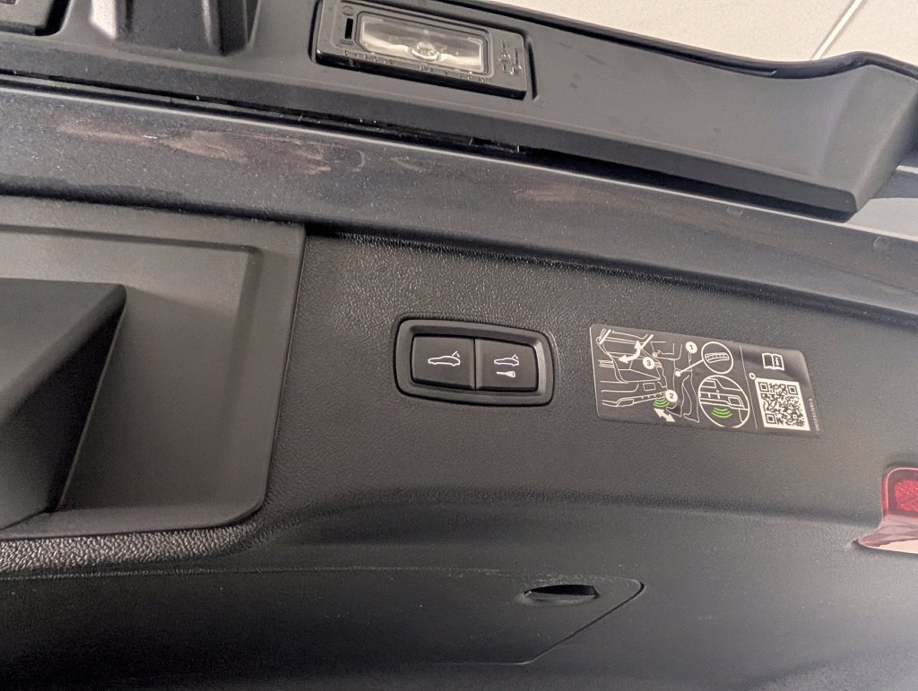 New 2026 Porsche Cayenne E-Hybrid AWD/4WD image 18
