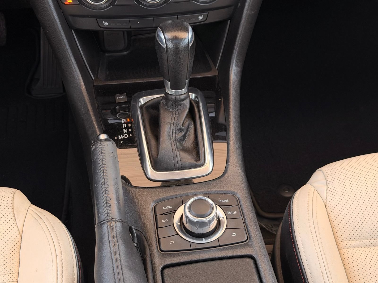Used 2015 MAZDA MAZDA6 Grand Touring w/ GT Technology Package FWD image 30