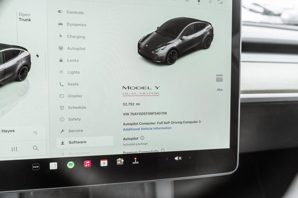 Used 2022 Tesla Model Y Performance image 17