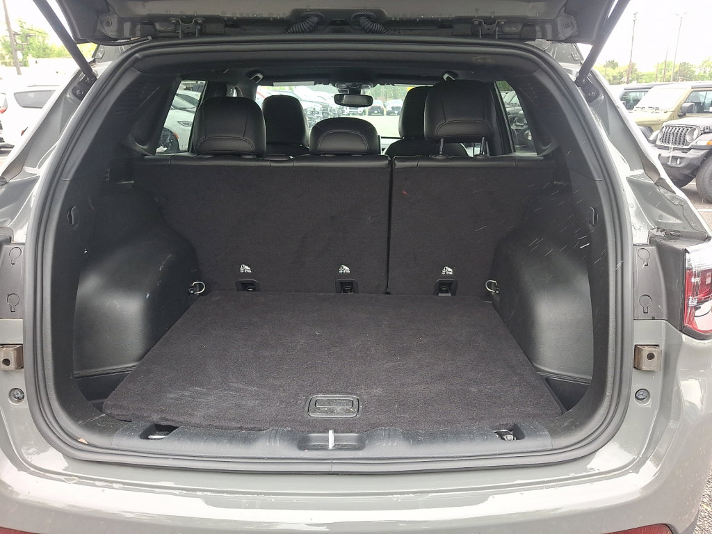 Used 2024 Jeep Compass Limited AWD/4WD image 18