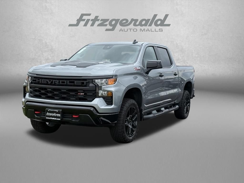 Used 2025 Chevrolet Silverado 1500 Custom Trail Boss AWD/4WD image 2
