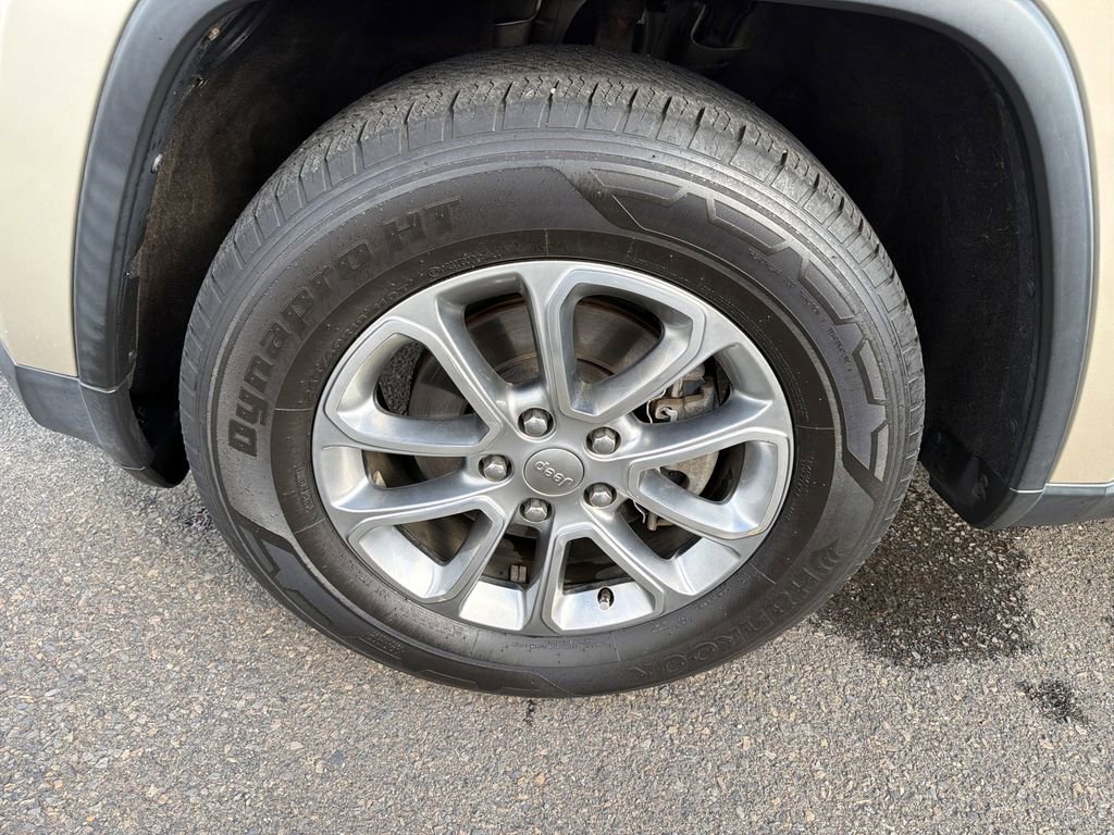 Used 2015 Jeep Grand Cherokee Limited AWD/4WD image 30
