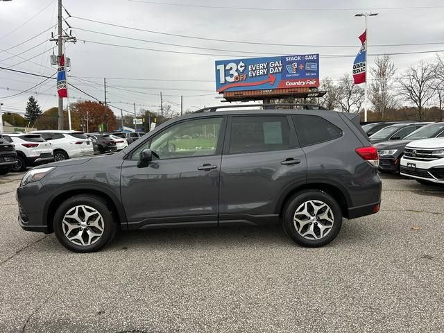 Used 2023 Subaru Forester Premium image 6