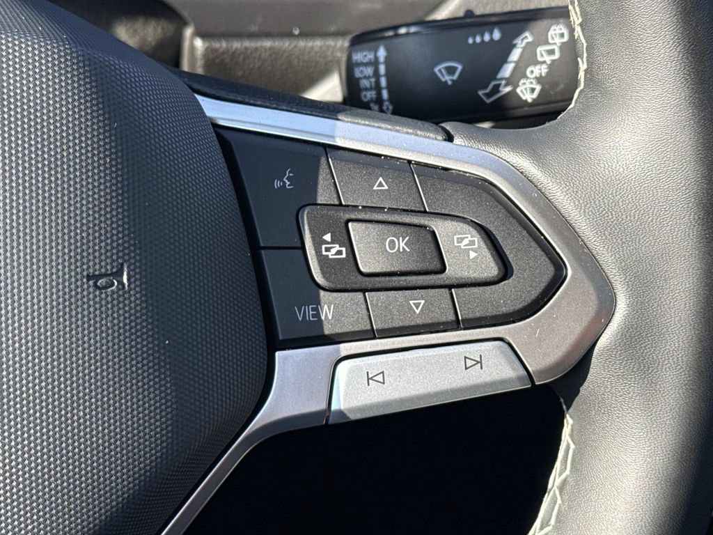 Used 2023 Volkswagen Tiguan SE AWD/4WD image 20