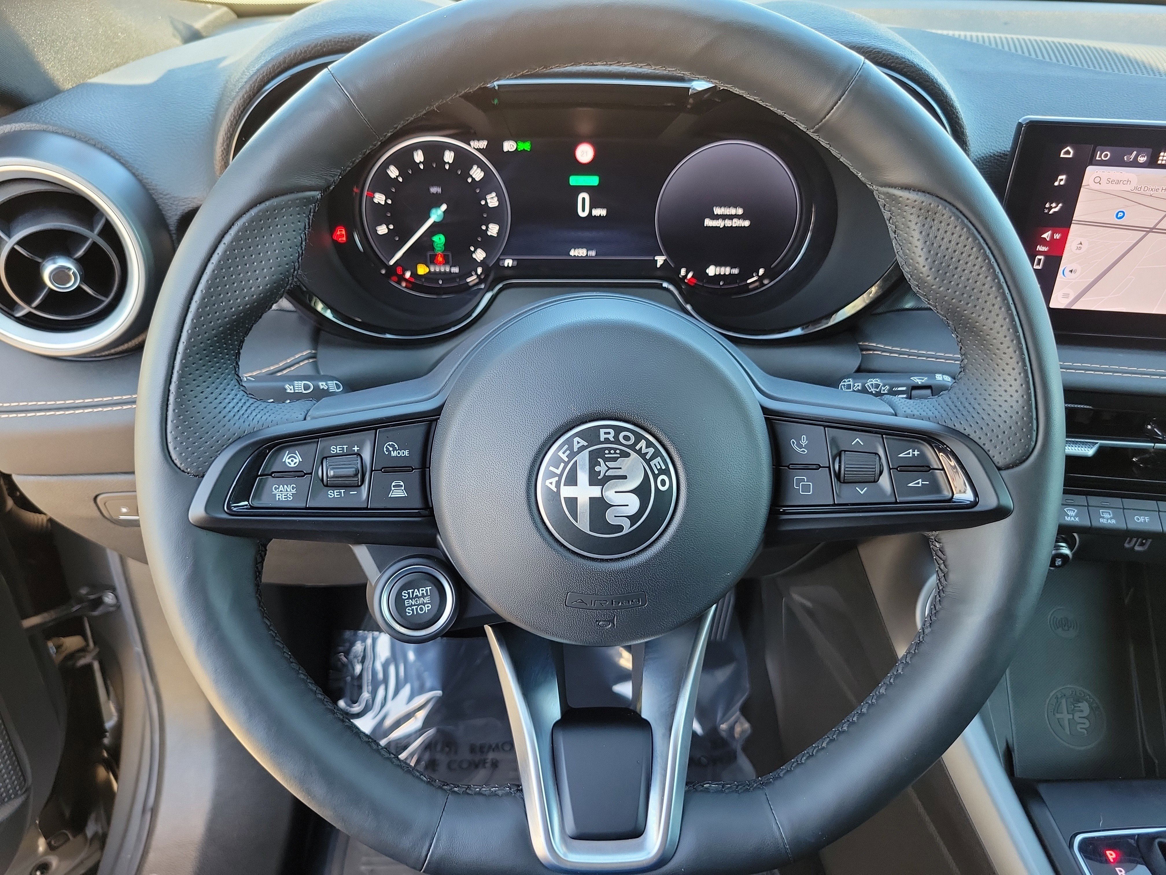 Used 2024 Alfa Romeo Tonale Ti w/ Active Assist Package AWD/4WD image 22