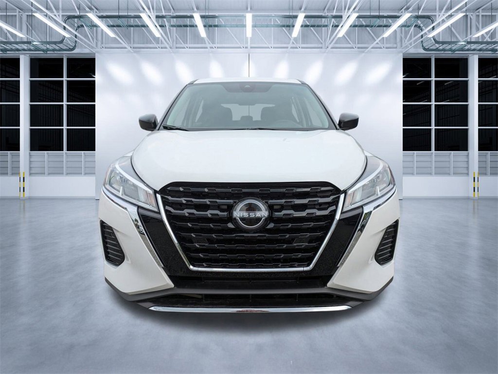 New 2025 Nissan Kicks Play S image 8