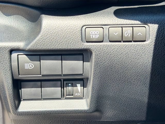 Used 2025 Lexus IS 350 F Sport RWD image 32