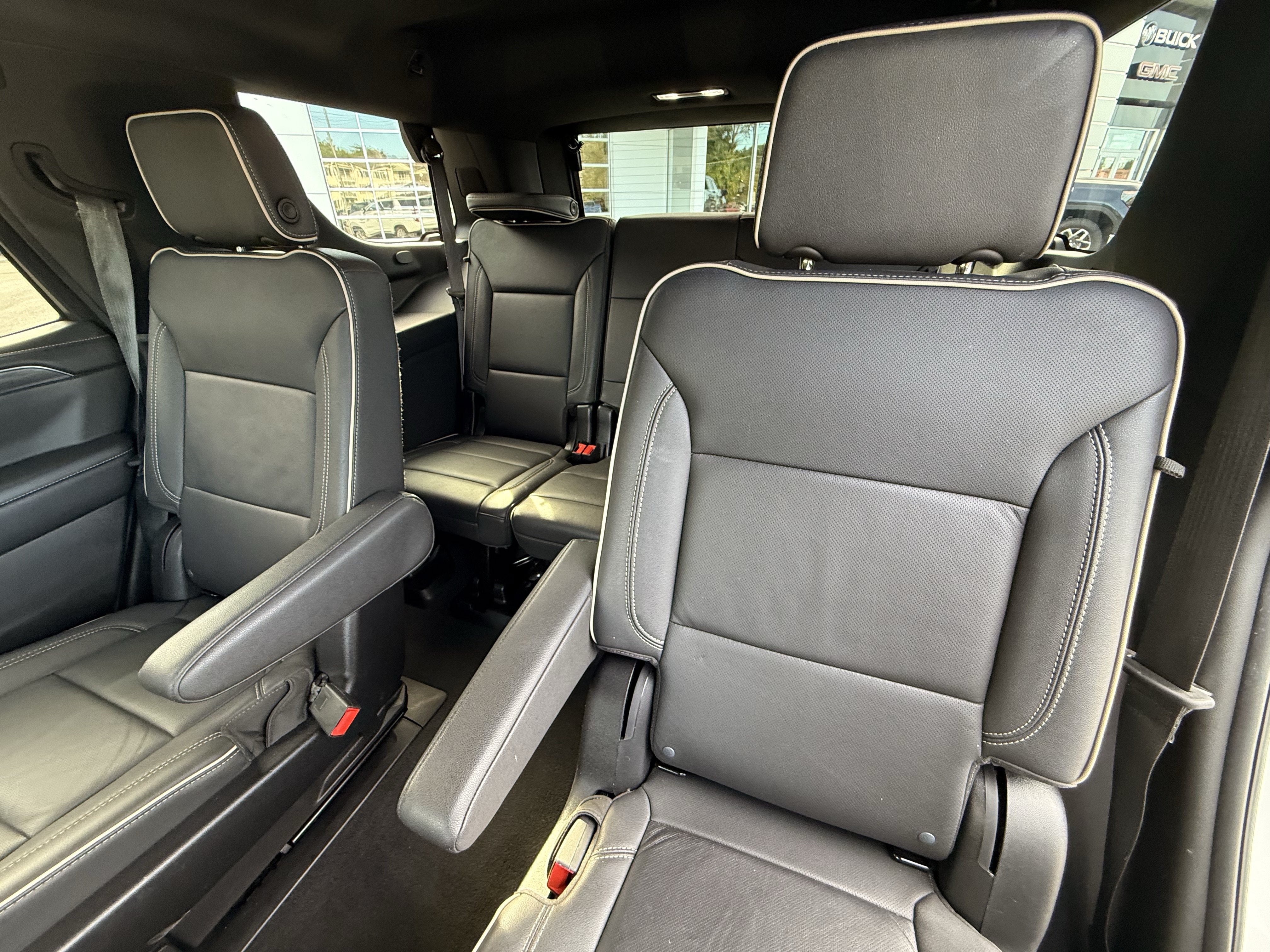 Certified 2024 GMC Yukon SLT AWD/4WD image 19
