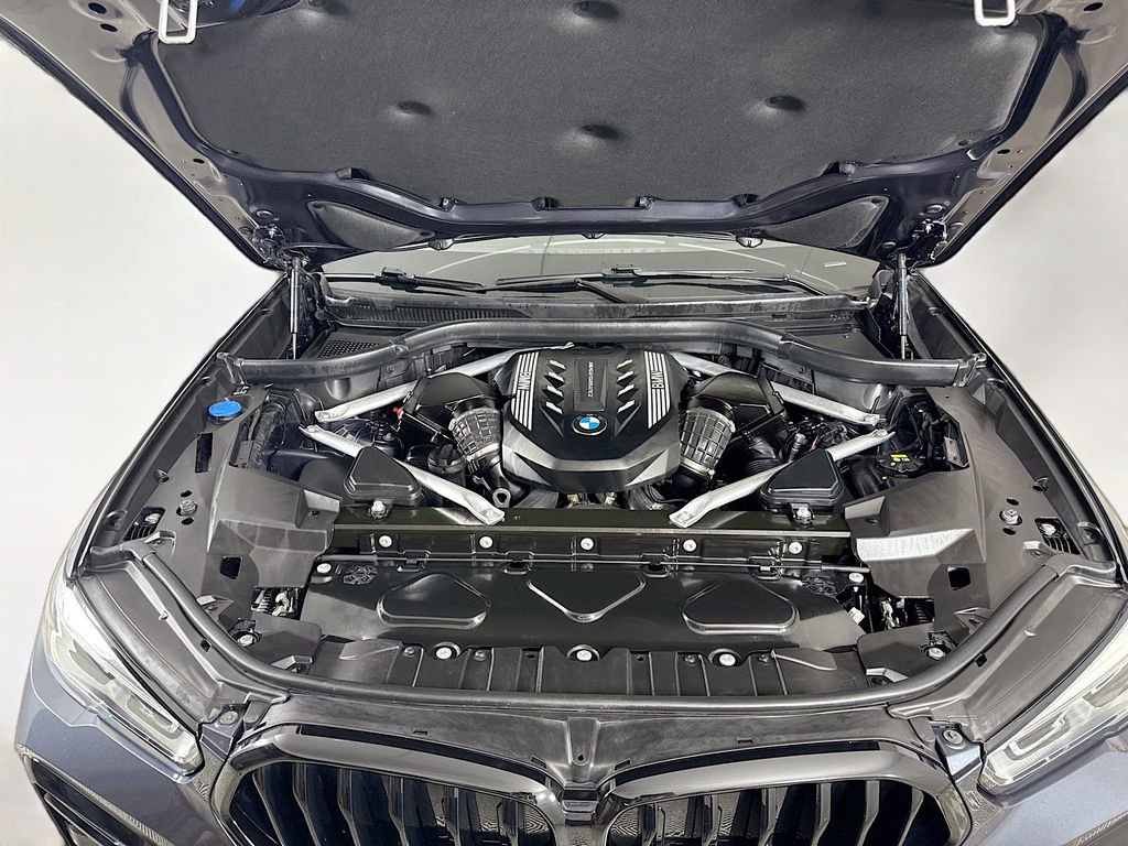 Used 2021 BMW X6 M50i w/ Executive Package image 32