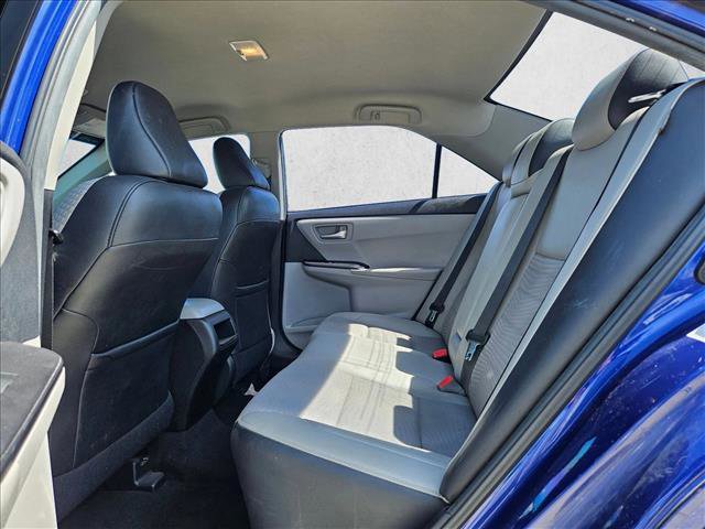 Used 2015 Toyota Camry SE image 15