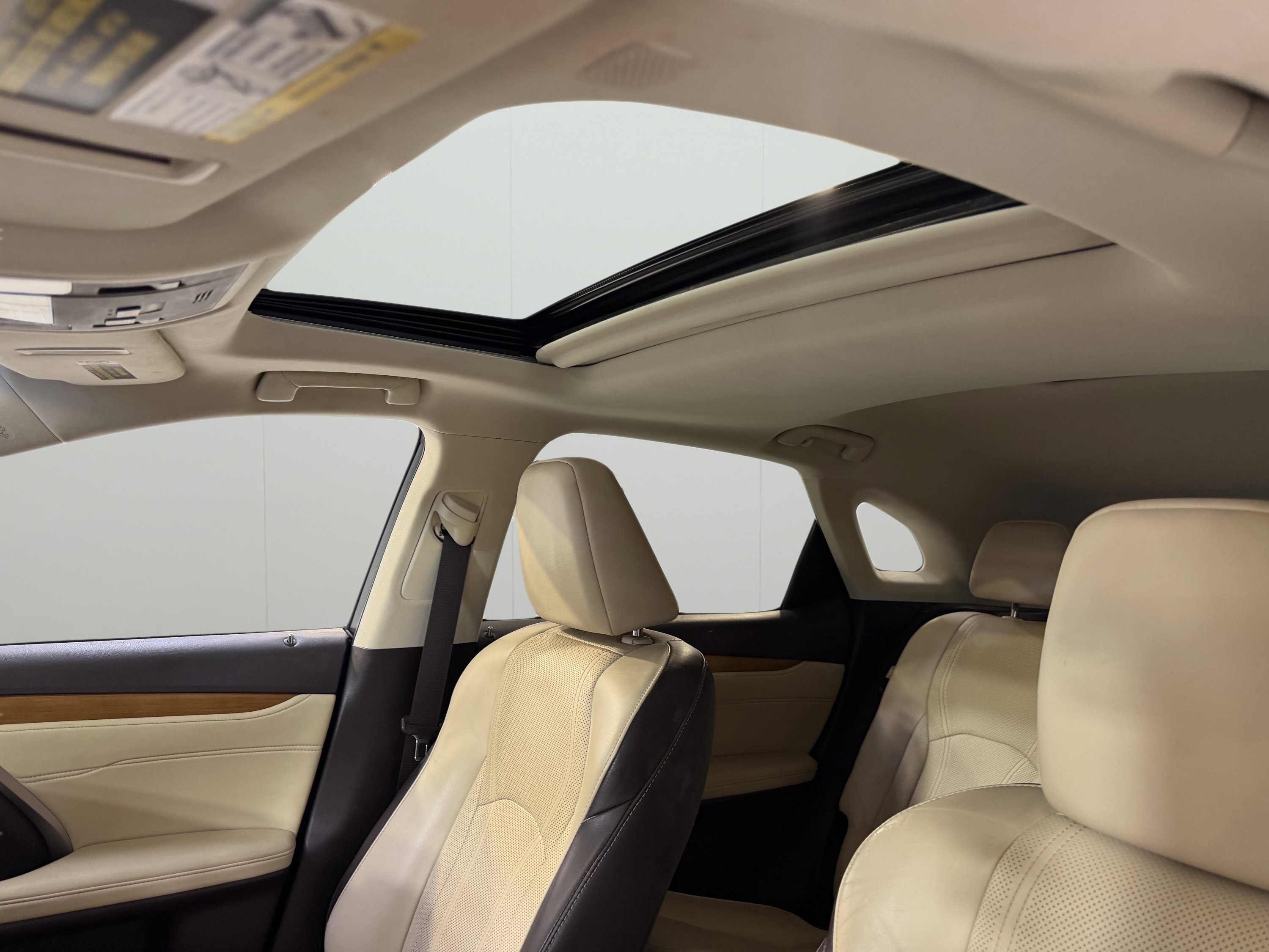 Used 2018 Lexus RX 350 FWD w/ Premium Package image 9