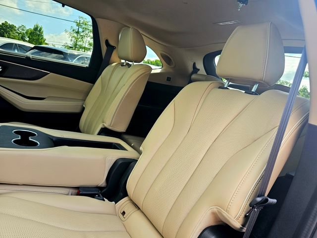 Used 2022 Acura MDX SH-AWD w/ Advance Package image 25