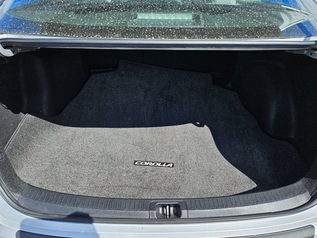 Used 2023 Toyota Corolla XSE w/ Carpet Mat Package (TMS) FWD image 11