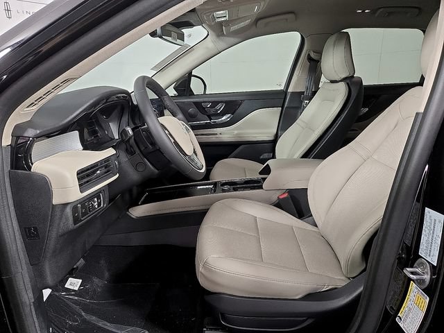 New 2026 Lincoln Corsair Premiere FWD image 12