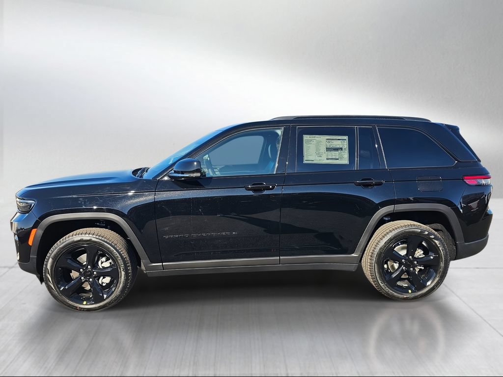 New 2025 Jeep Grand Cherokee L Limited w/ Black Appearance Package AWD/4WD image 3