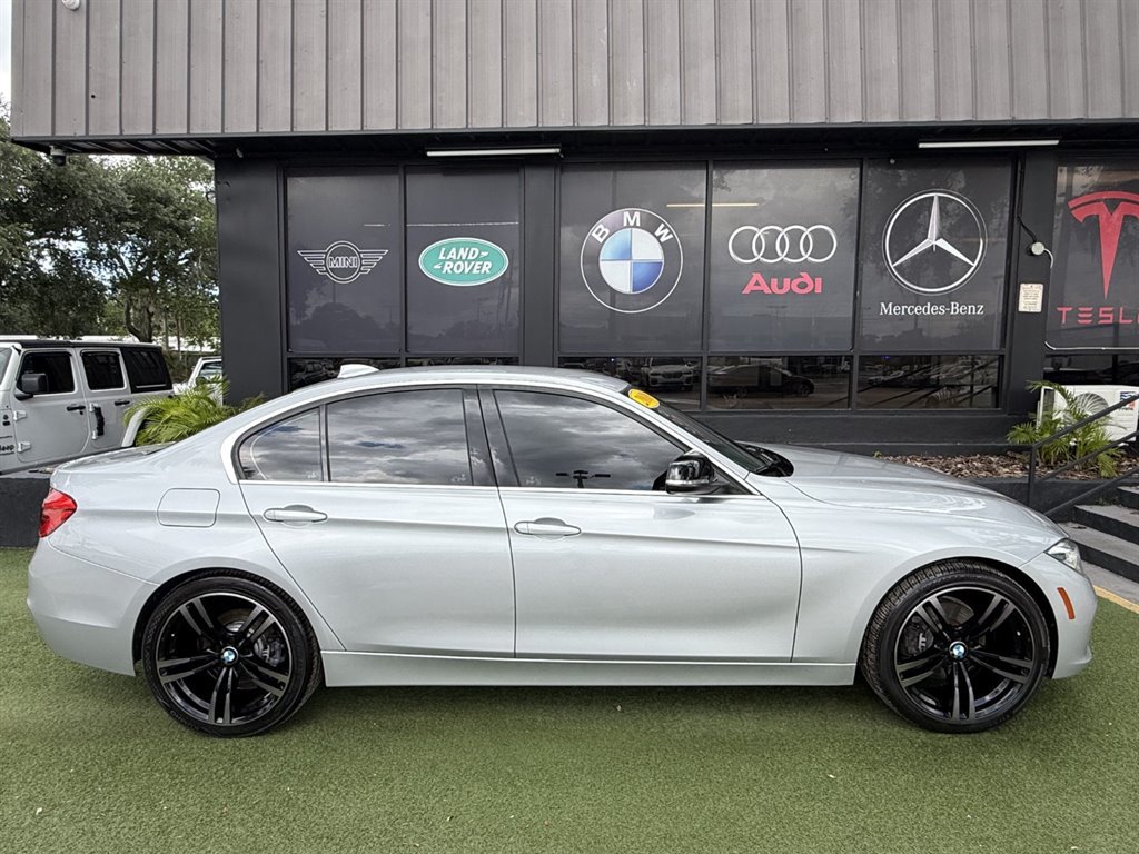 Used 2018 BMW 330i Sedan RWD image 7