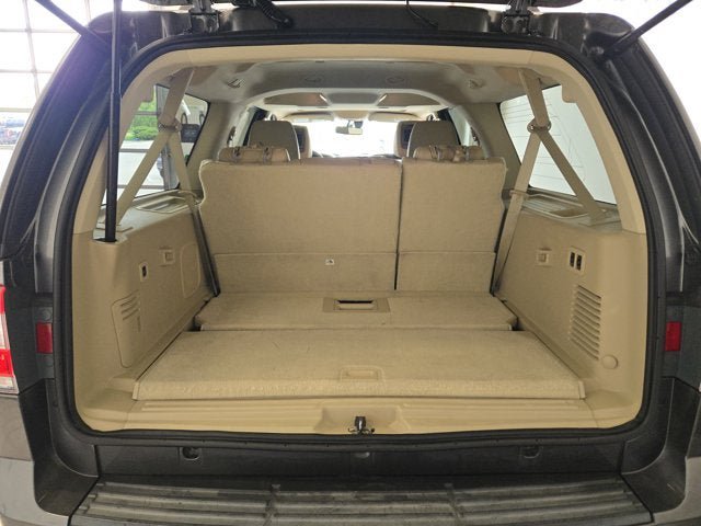 Used 2015 Lincoln Navigator L 4WD w/ Equipment Group 101A Reserve image 15