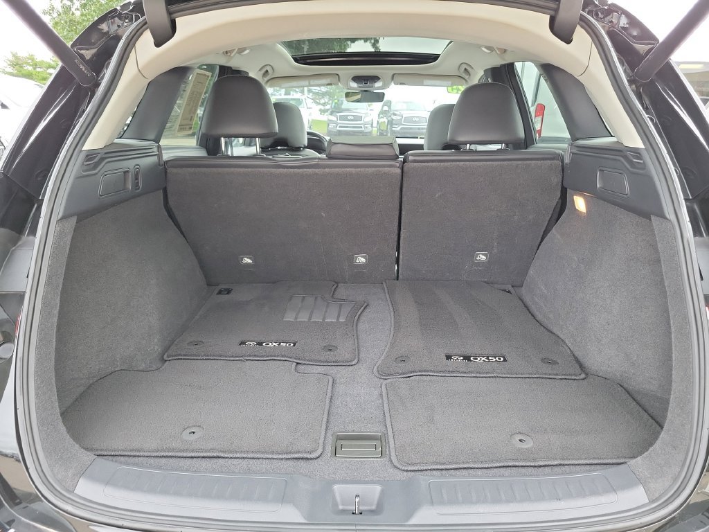 Used 2025 INFINITI QX50 Luxe AWD/4WD image 27