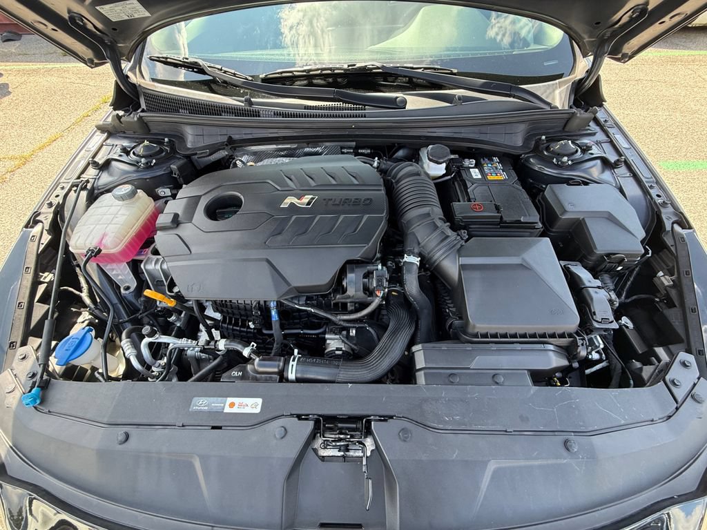 Used 2022 Hyundai Elantra N w/ Preferred Accessory Package FWD image 28