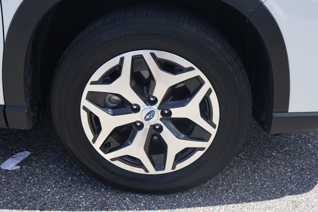 Used 2024 Subaru Forester Premium AWD/4WD image 11