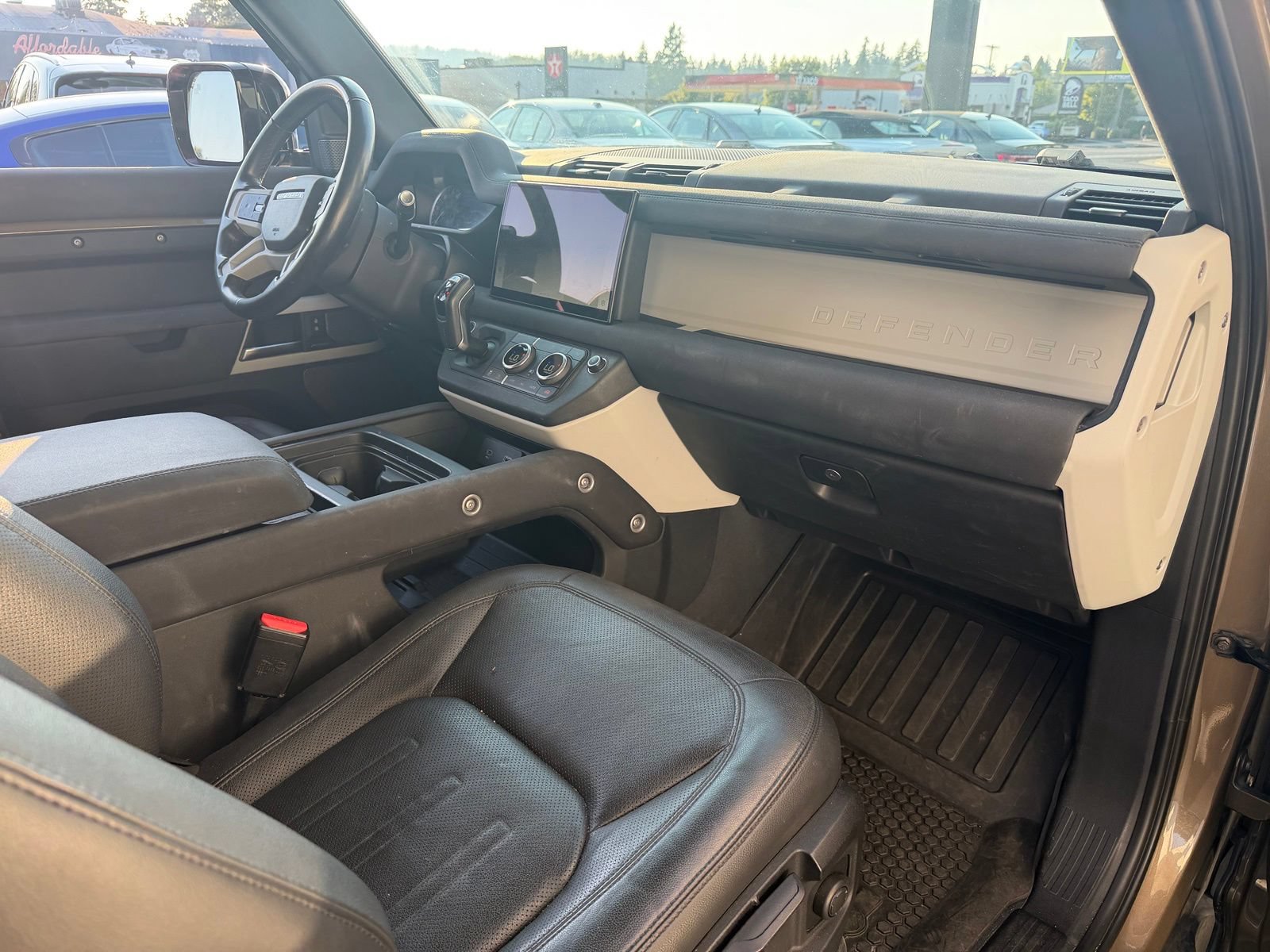 Used 2022 Land Rover Defender 90 S AWD/4WD image 19