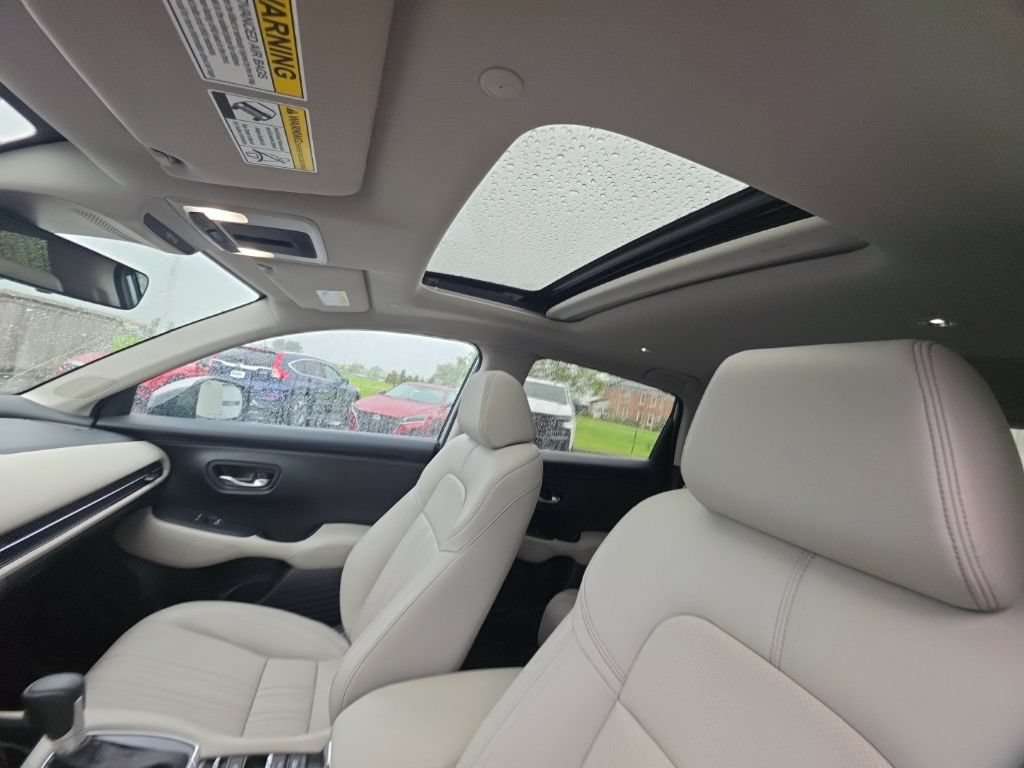 Used 2025 Honda HR-V EX-L image 14
