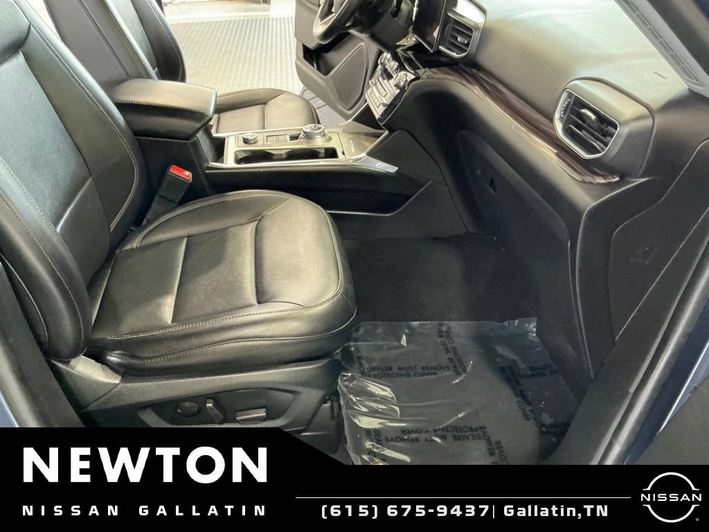 Used 2021 Ford Explorer Limited w/ Equipment Group 301A AWD/4WD image 20