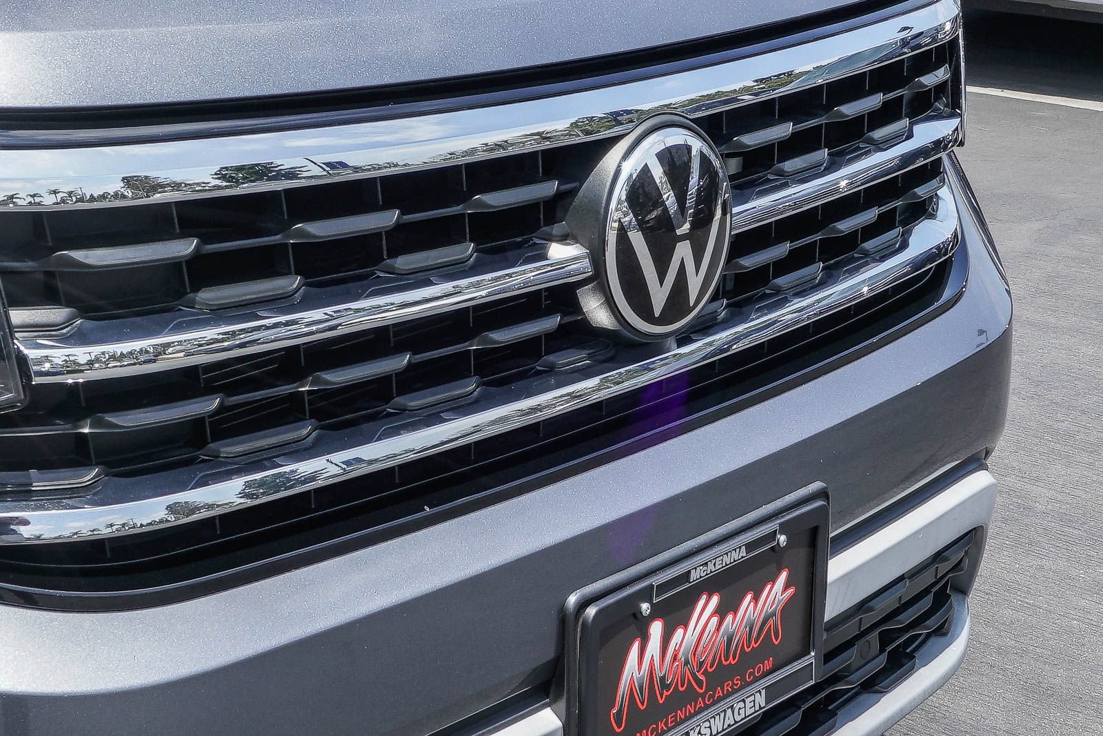 Certified 2023 Volkswagen Atlas Cross Sport SE FWD image 5