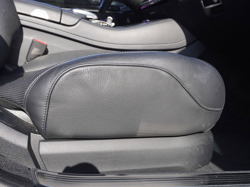 Used 2017 Mercedes-Benz S 550 4MATIC Sedan image 31