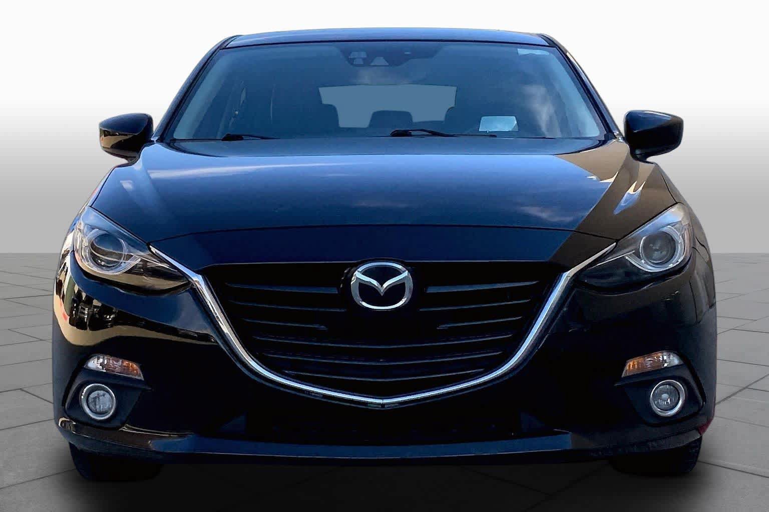 Used 2016 MAZDA MAZDA3 s Grand Touring w/ Technology Package FWD image 4