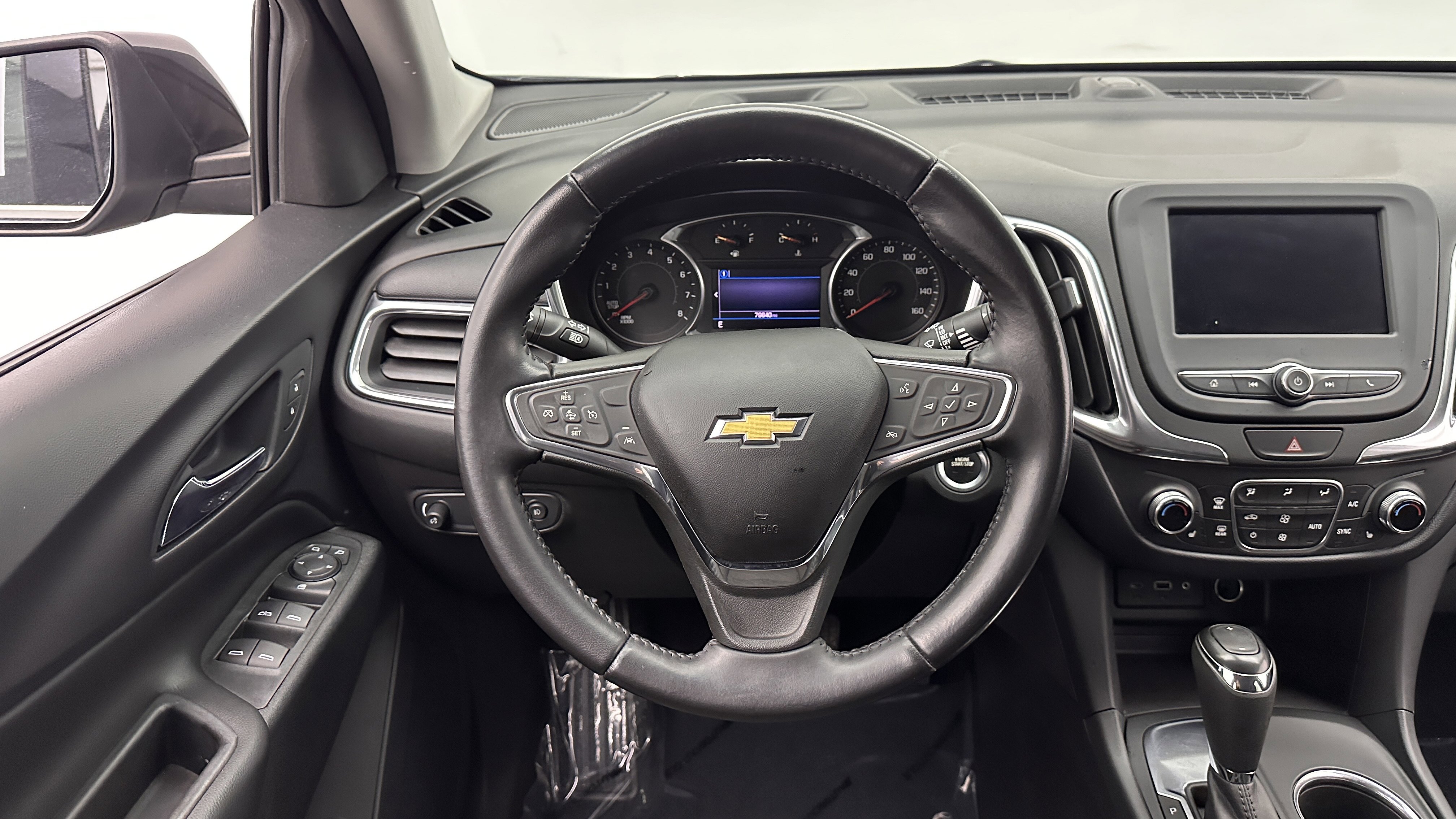 Used 2020 Chevrolet Equinox LT image 27