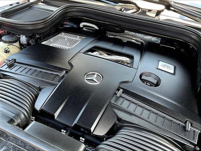 Used 2022 Mercedes-Benz Maybach GLS 600 4MATIC image 32