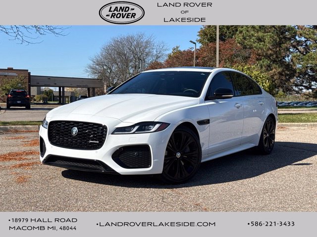 Used 2024 Jaguar XF R-Dynamic SE AWD/4WD image 2