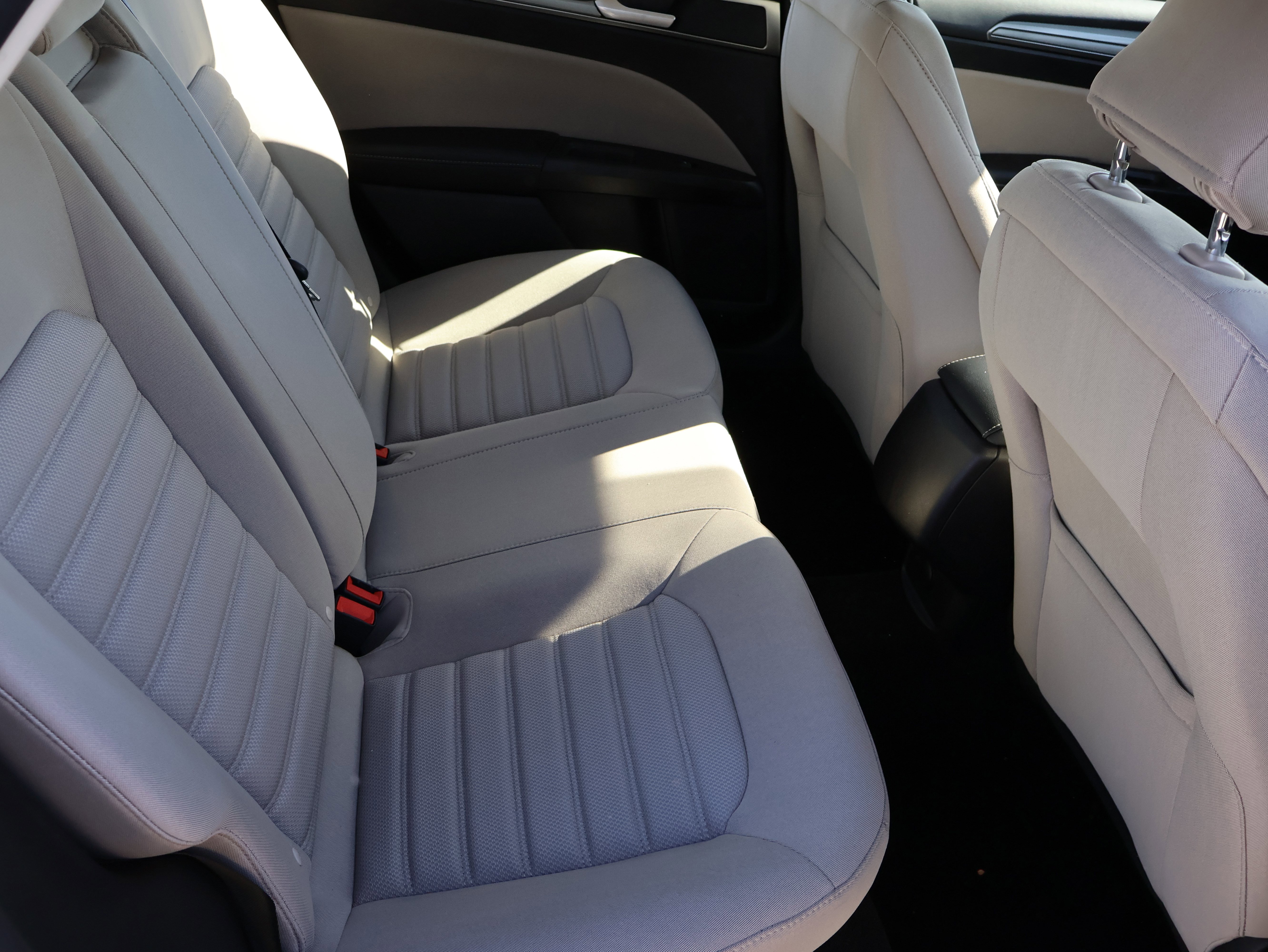 Used 2018 Ford Fusion S image 14