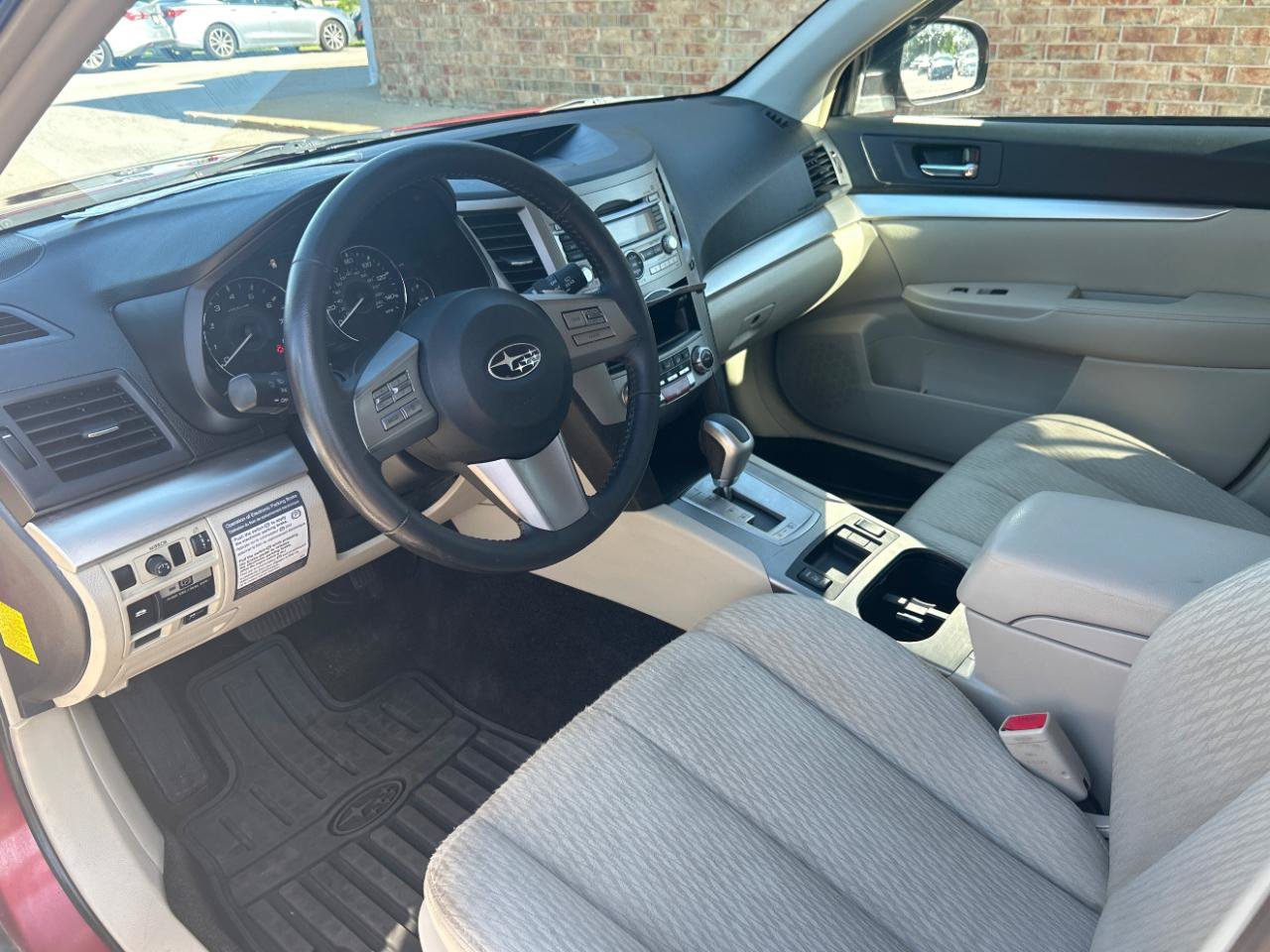 Used 2011 Subaru Outback 2.5i Premium AWD/4WD image 19