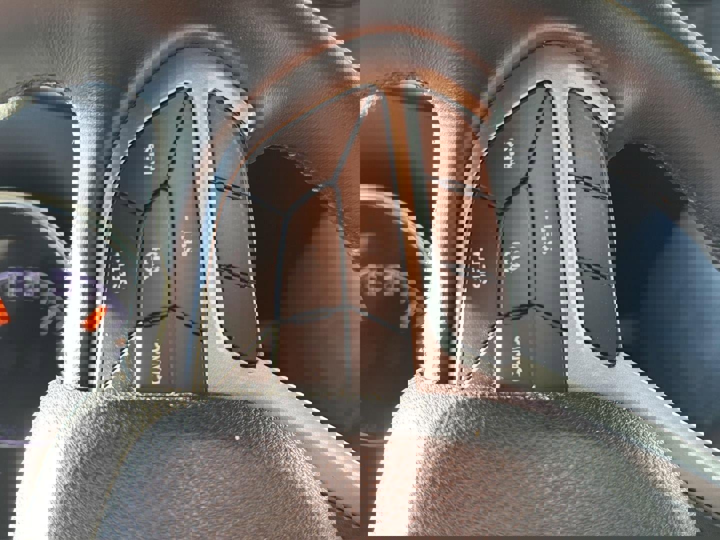 Used 2018 Jeep Grand Cherokee Limited image 18