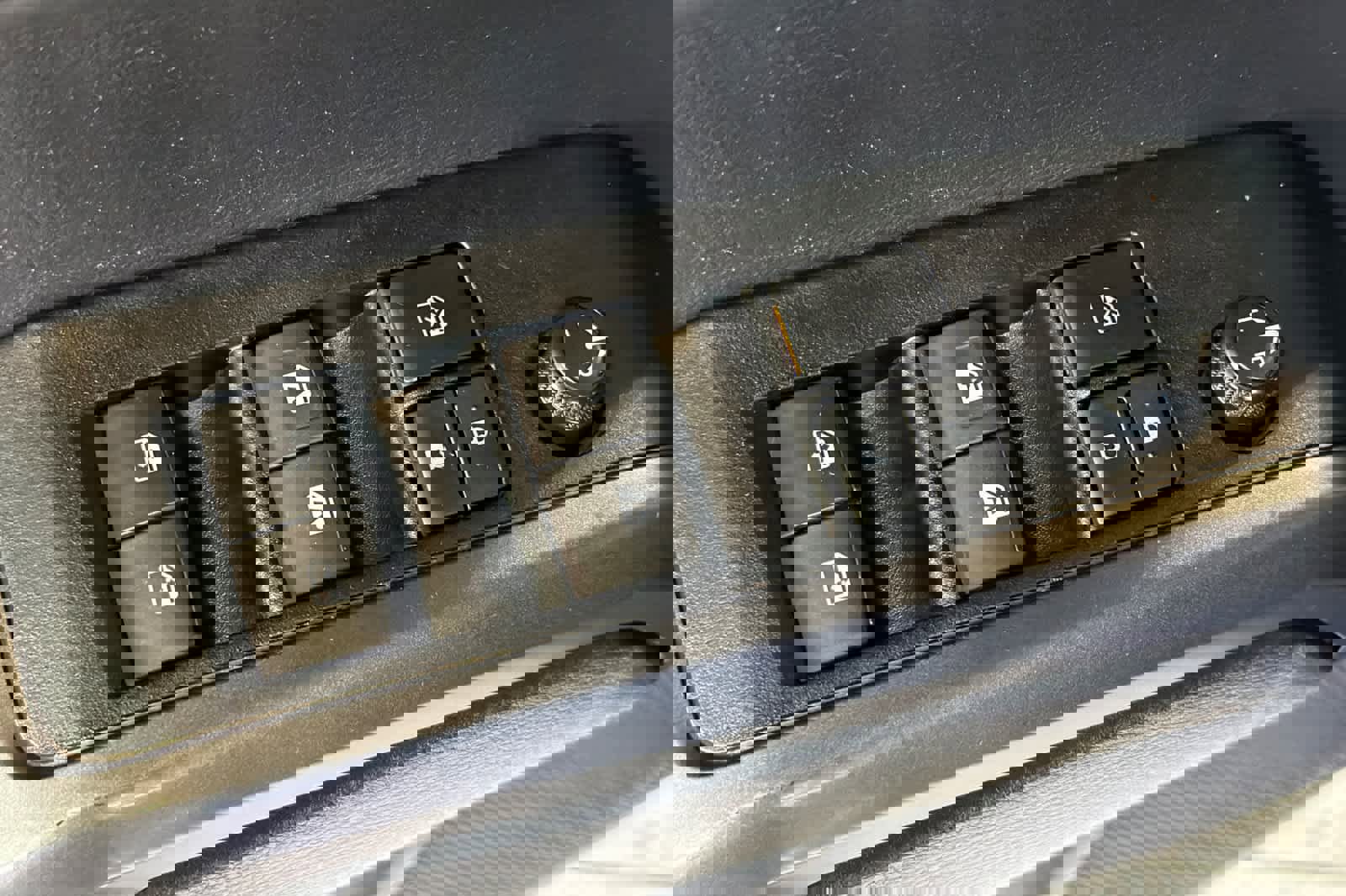 Used 2022 Toyota Tacoma TRD Off-Road image 15