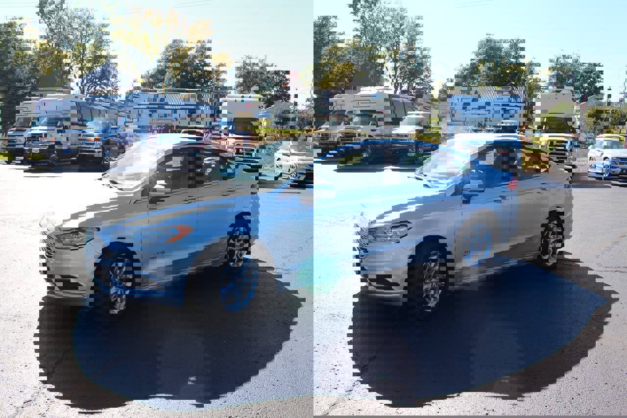 Used 2018 Ford Fusion S image 1