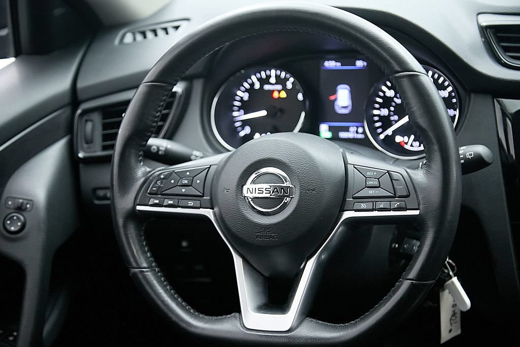 Used 2018 Nissan Rogue S w/ S Value Package AWD/4WD image 27