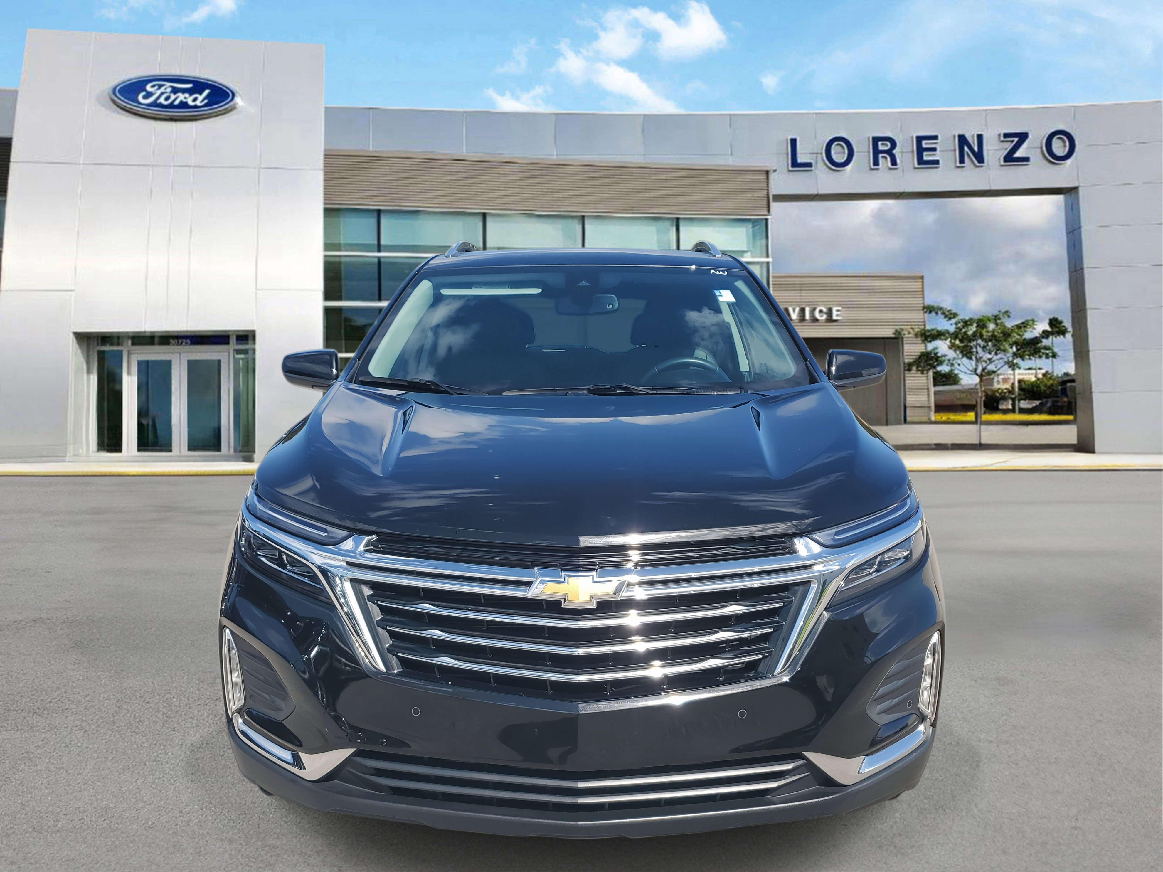 Used 2022 Chevrolet Equinox Premier image 2