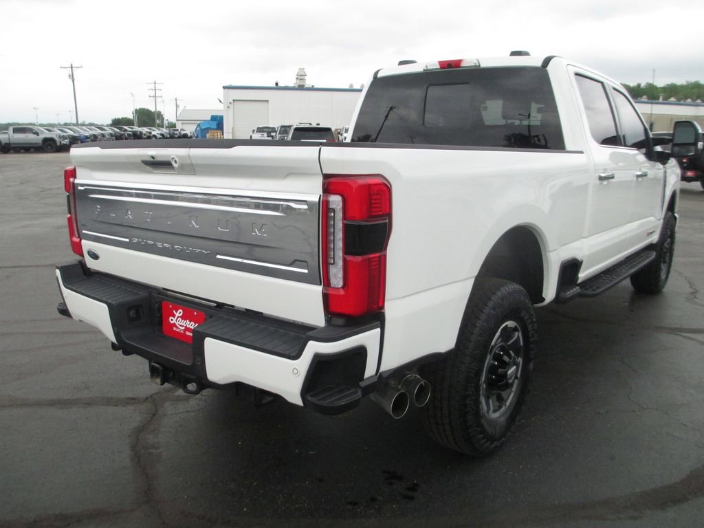 Used 2024 Ford F350 Platinum w/ Tremor Off-Road Package AWD/4WD image 6