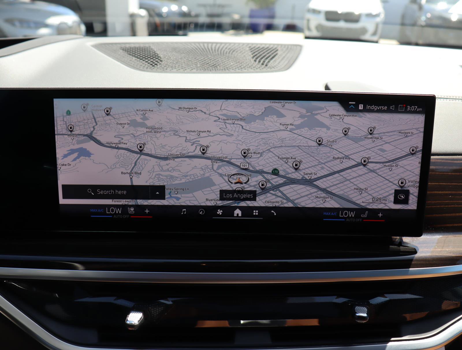 Used 2025 BMW X5 xDrive40i w/ Premium Package image 18