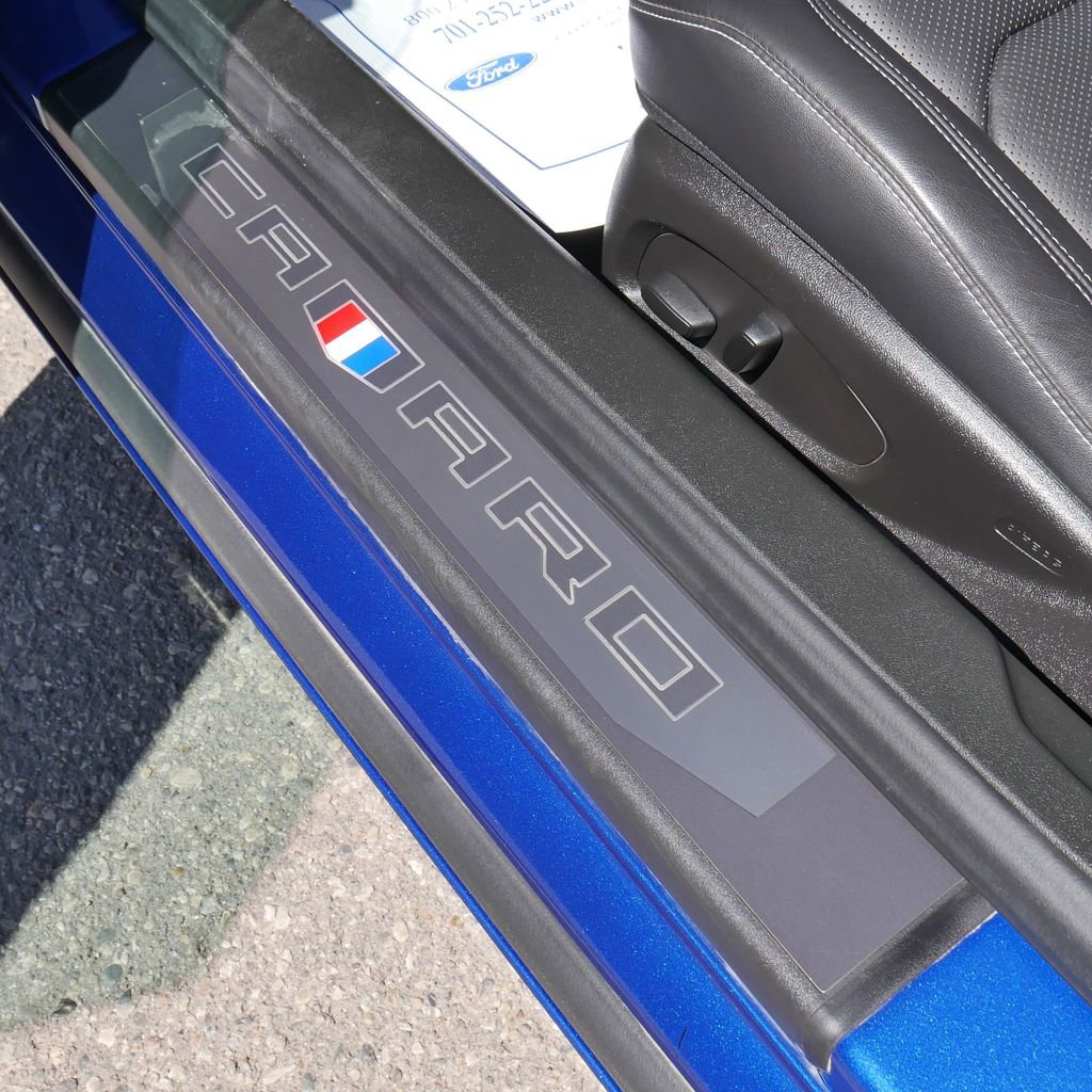 Used 2017 Chevrolet Camaro SS RWD image 31