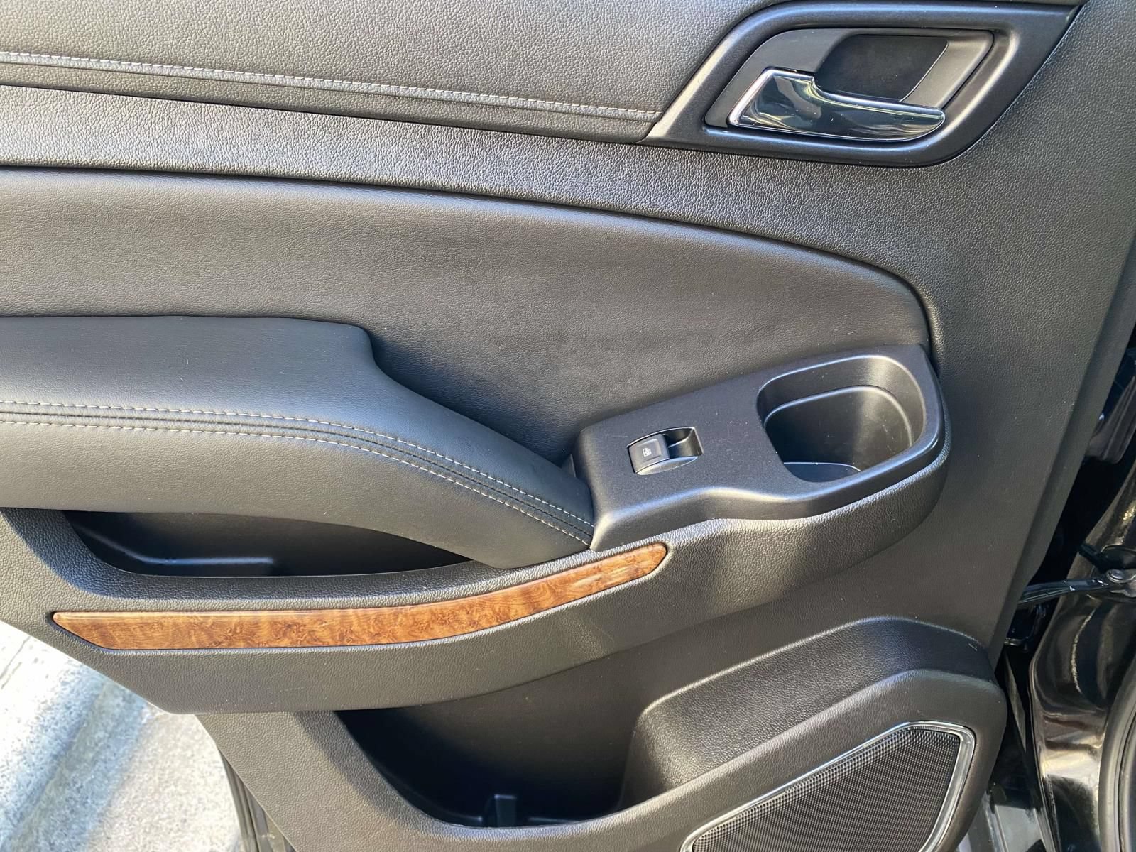 Used 2018 Chevrolet Tahoe Premier AWD/4WD image 24