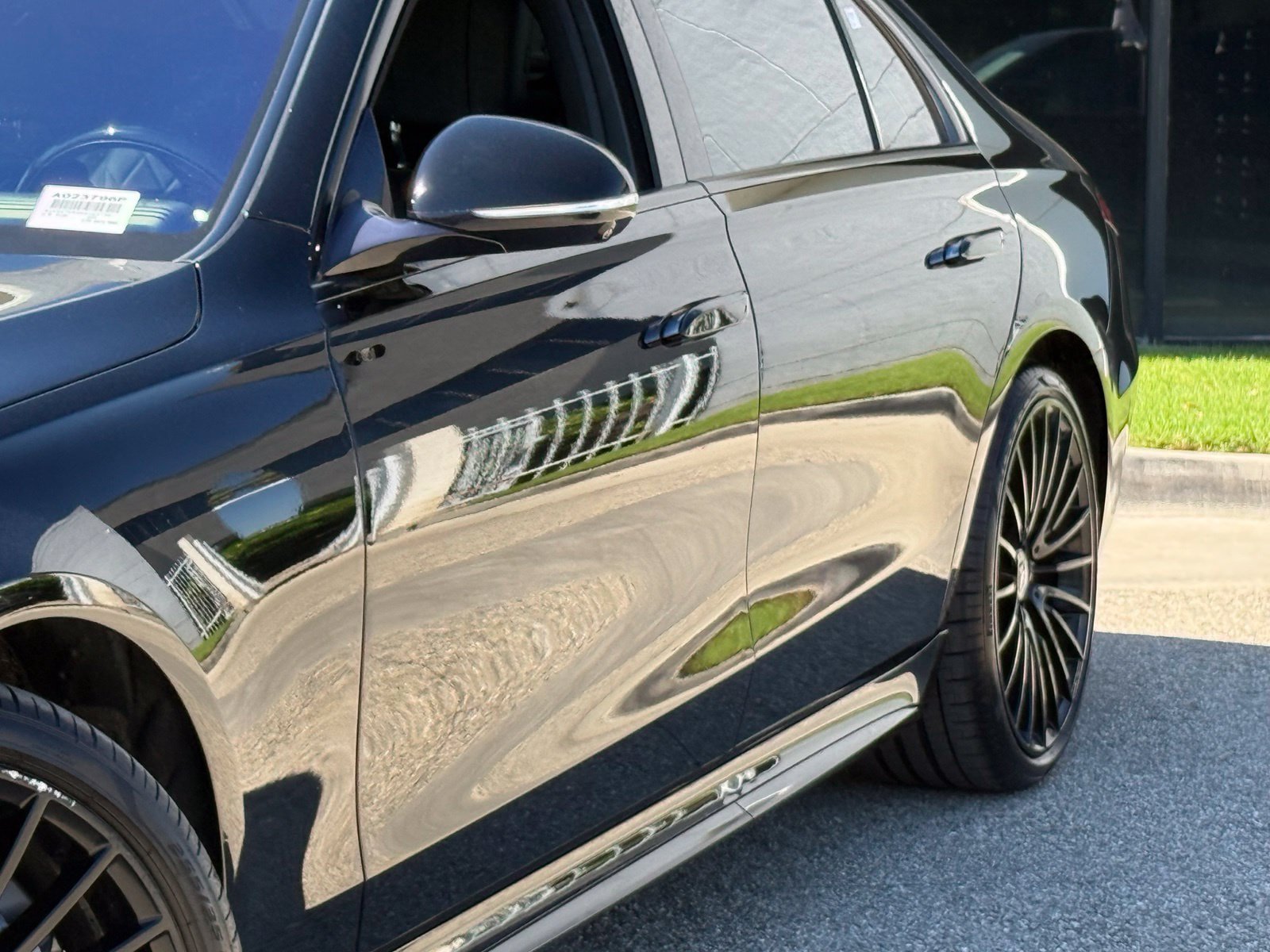Used 2021 Mercedes-Benz S 580 4MATIC Sedan image 4