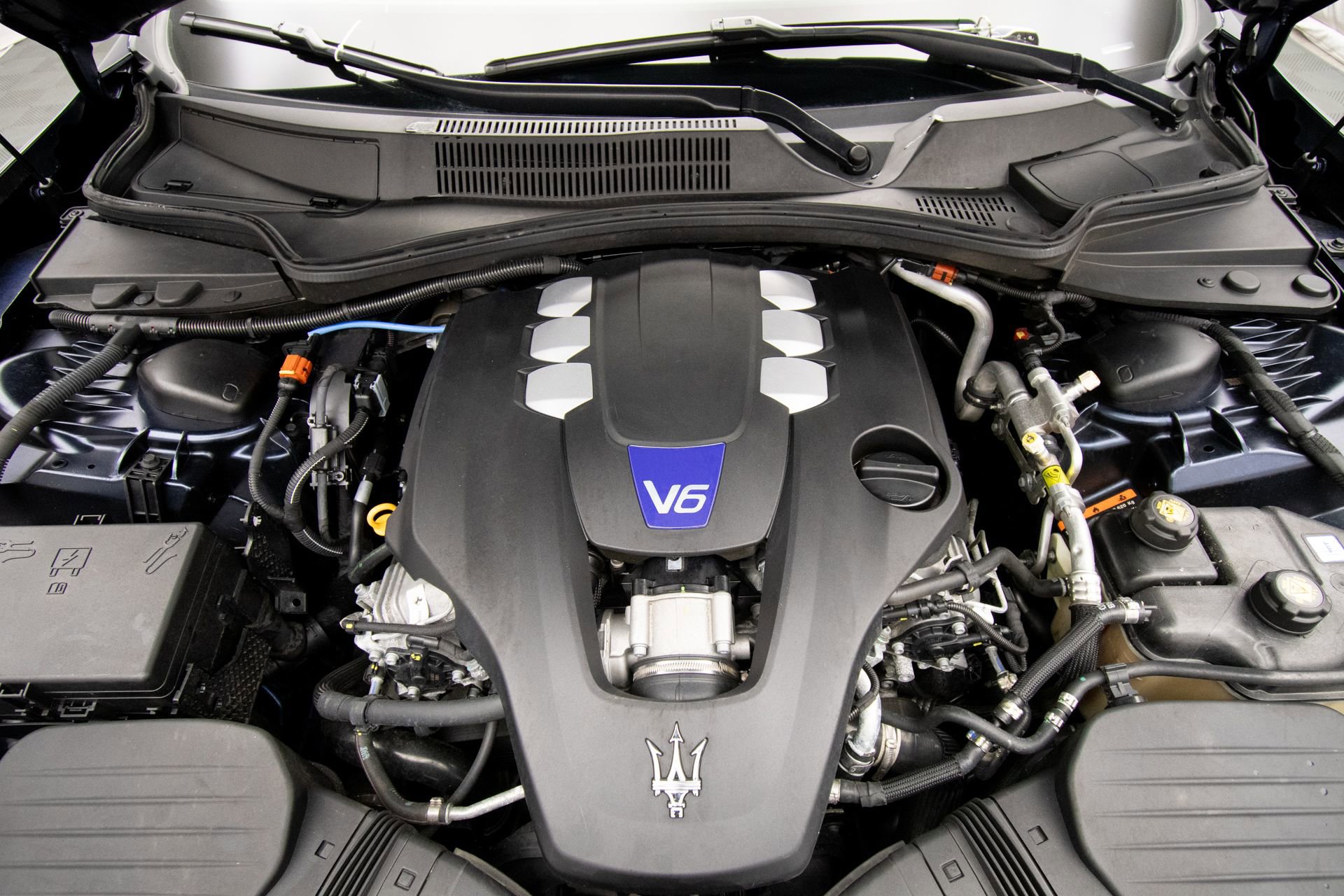 Used 2022 Maserati Ghibli Modena Q4 image 28